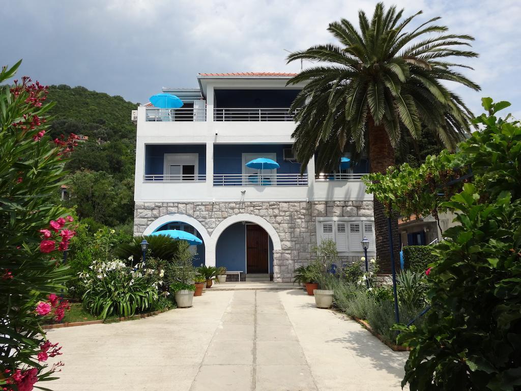 Apartments Odesa Herceg Novi Esterno foto